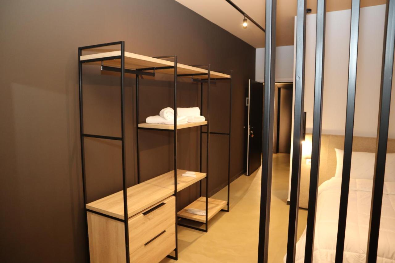 Hotel OMW Vore — Details
