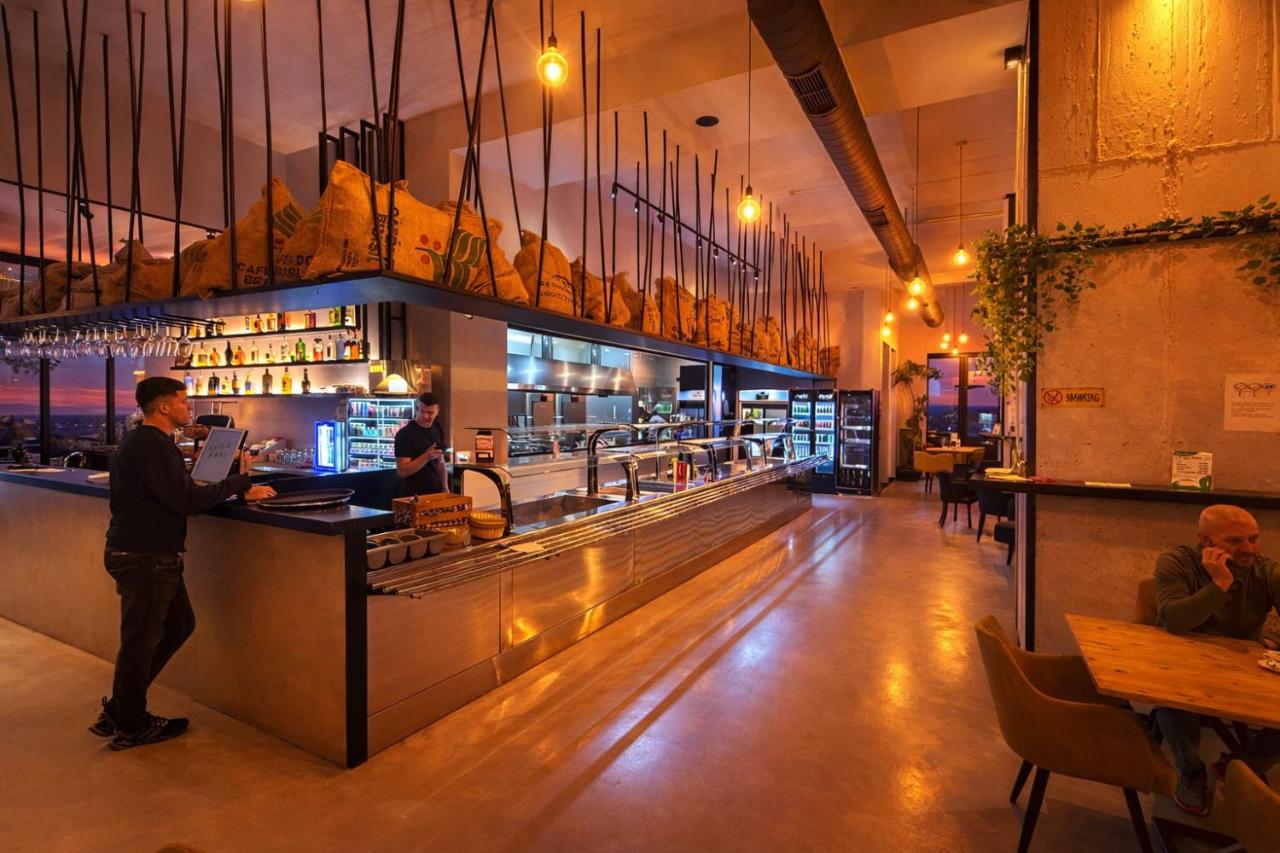 Hotel OMW Vore — Restaurant
